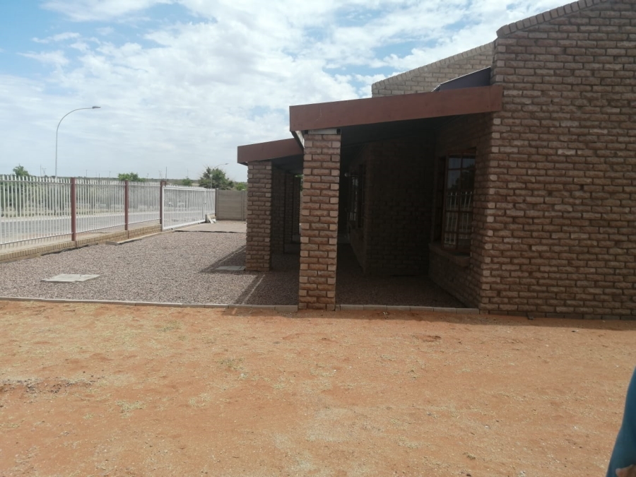 3 Bedroom Property for Sale in Keidebees Northern Cape